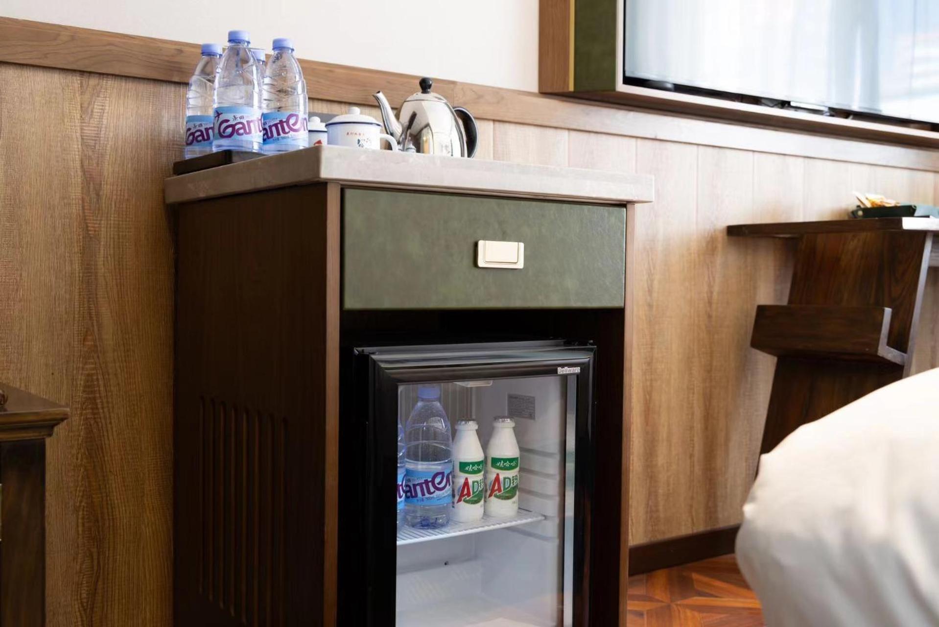 Nost Algia Hotel Near Beijing Panjiayuan Antique Market- Beijing Happy Valley, Cbd, China Zun And Sanlitun, Tian'Anmen Square, Free Ice Cream, Mineral Water, Coffee, Snacks And Laundry Service, Free Gymnastic, English Communication Well ภายนอก รูปภาพ