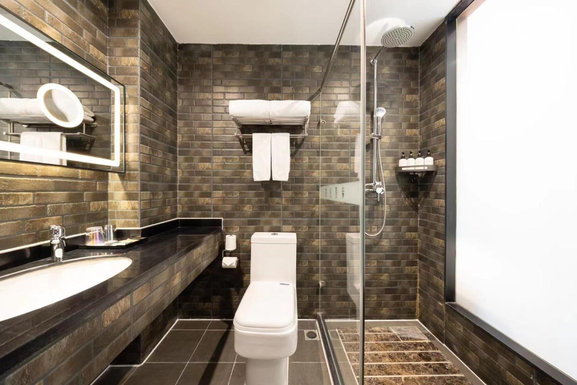 Nost Algia Hotel Near Beijing Panjiayuan Antique Market- Beijing Happy Valley, Cbd, China Zun And Sanlitun, Tian'Anmen Square, Free Ice Cream, Mineral Water, Coffee, Snacks And Laundry Service, Free Gymnastic, English Communication Well ภายนอก รูปภาพ