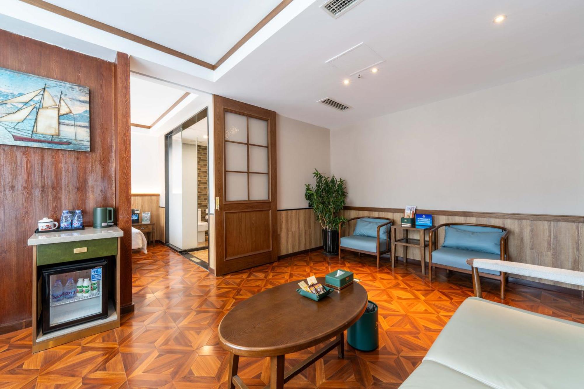 Nost Algia Hotel Near Beijing Panjiayuan Antique Market- Beijing Happy Valley, Cbd, China Zun And Sanlitun, Tian'Anmen Square, Free Ice Cream, Mineral Water, Coffee, Snacks And Laundry Service, Free Gymnastic, English Communication Well ภายนอก รูปภาพ