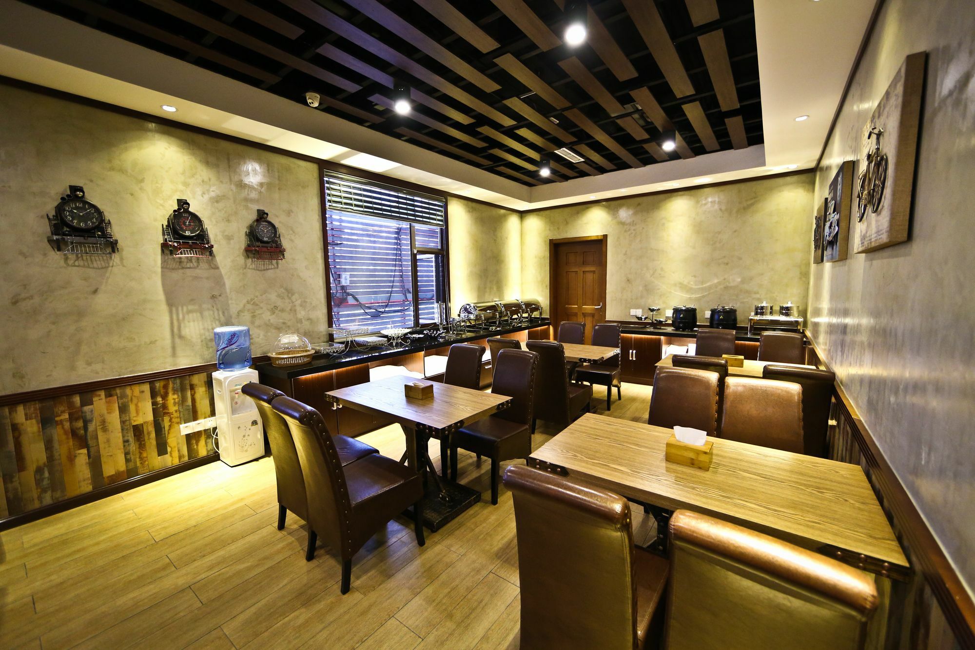 Nost Algia Hotel Near Beijing Panjiayuan Antique Market- Beijing Happy Valley, Cbd, China Zun And Sanlitun, Tian'Anmen Square, Free Ice Cream, Mineral Water, Coffee, Snacks And Laundry Service, Free Gymnastic, English Communication Well ภายนอก รูปภาพ