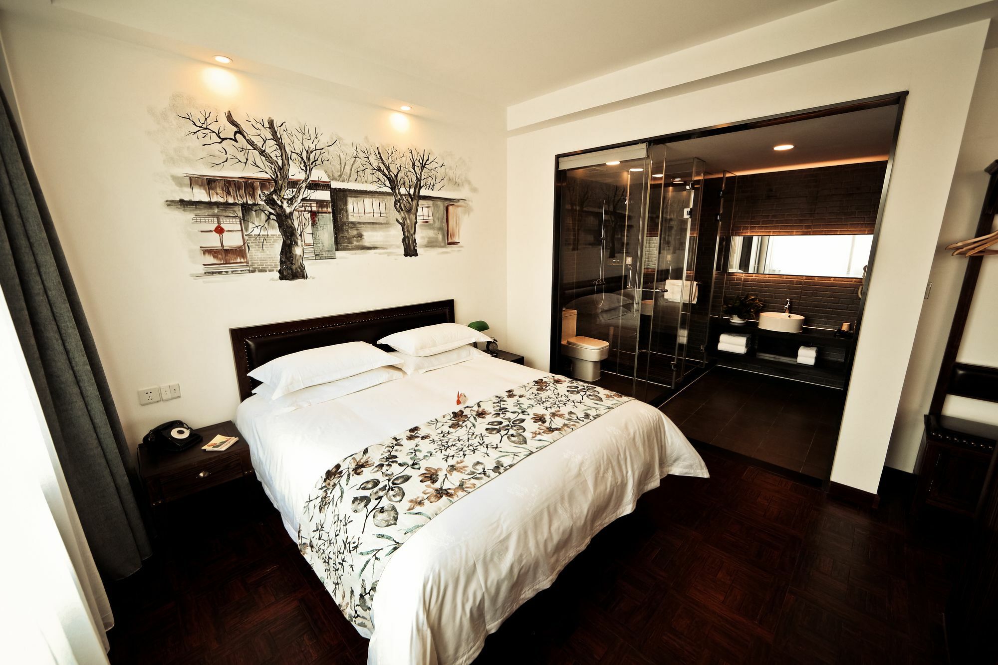 Nost Algia Hotel Near Beijing Panjiayuan Antique Market- Beijing Happy Valley, Cbd, China Zun And Sanlitun, Tian'Anmen Square, Free Ice Cream, Mineral Water, Coffee, Snacks And Laundry Service, Free Gymnastic, English Communication Well ภายนอก รูปภาพ