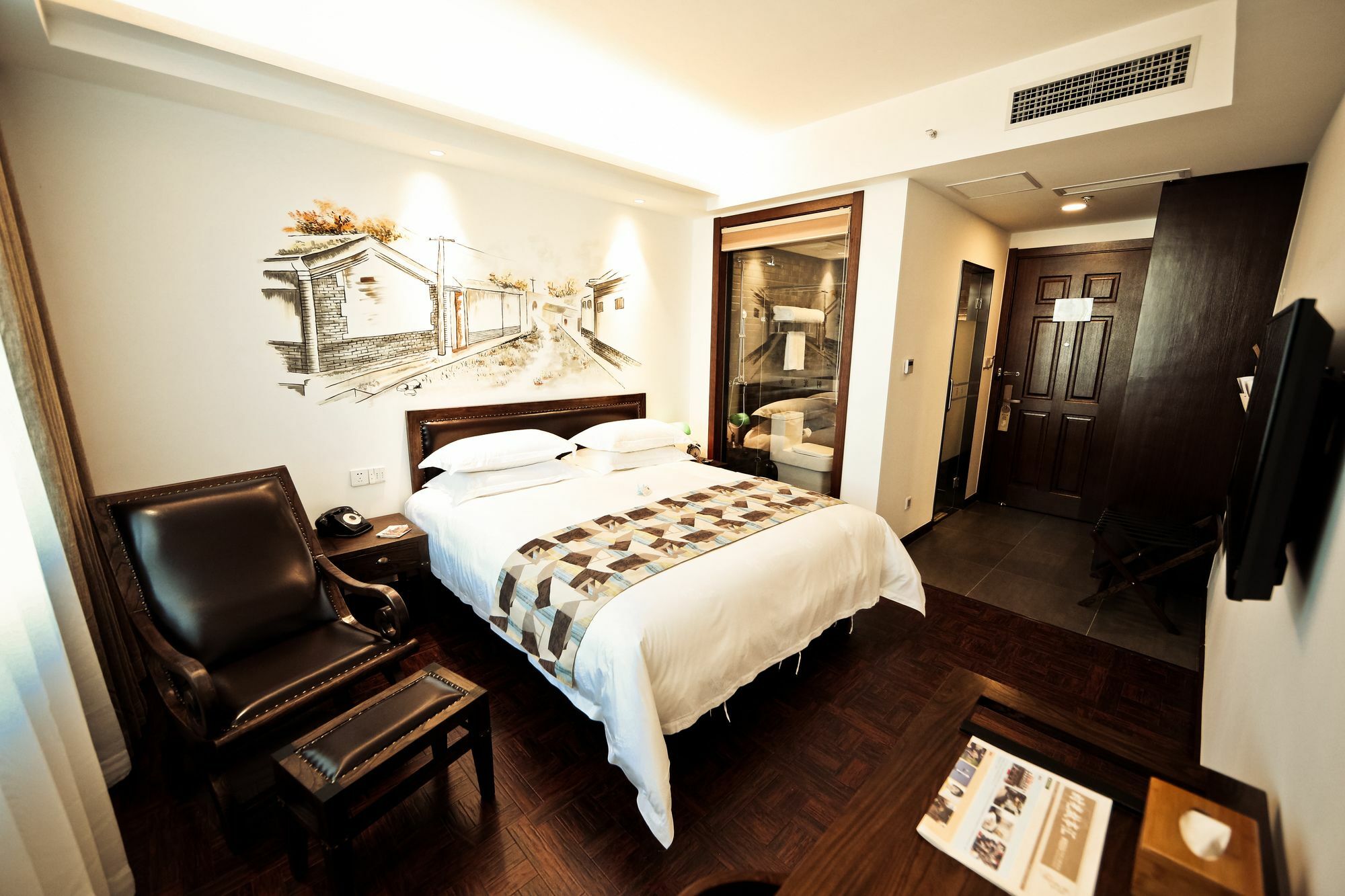 Nost Algia Hotel Near Beijing Panjiayuan Antique Market- Beijing Happy Valley, Cbd, China Zun And Sanlitun, Tian'Anmen Square, Free Ice Cream, Mineral Water, Coffee, Snacks And Laundry Service, Free Gymnastic, English Communication Well ภายนอก รูปภาพ